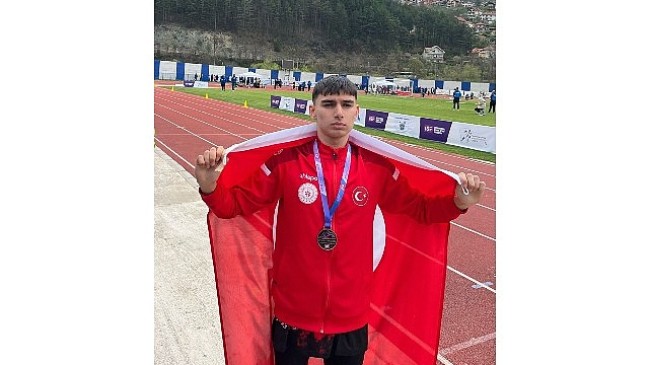 Osmangazili milli atletten dünya üçüncülüğü