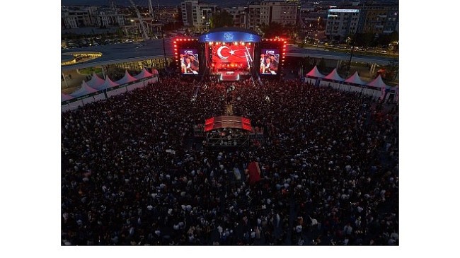 Büyükakın forma verdi, Fatma Turgut kutladı