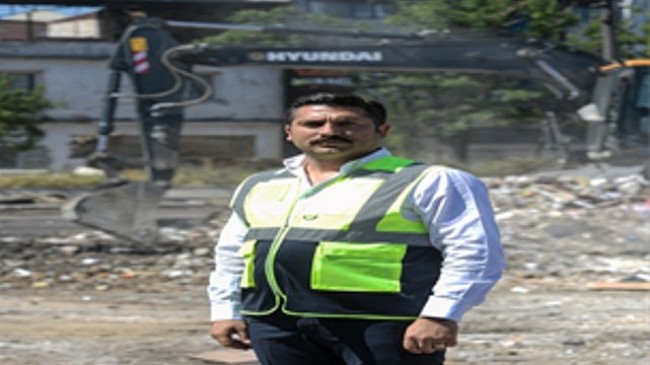 Büyükşehir’den Buca’da temizlik operasyonu