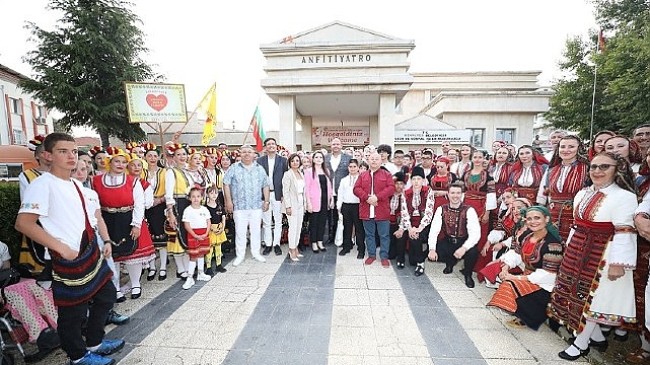 Festival Coşkusu Menderes’i Sardı
