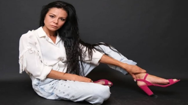 PINAR GÜVEN İDDİALI GELİYOR