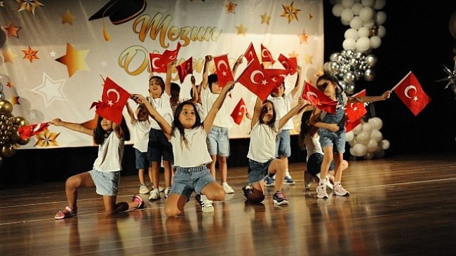 Karşıyaka’nın anaokullarında mezuniyet coşkusu