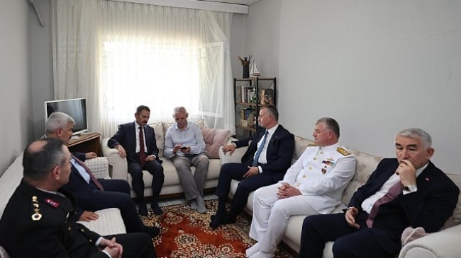 Anlamlı günde anlamlı ziyaretler