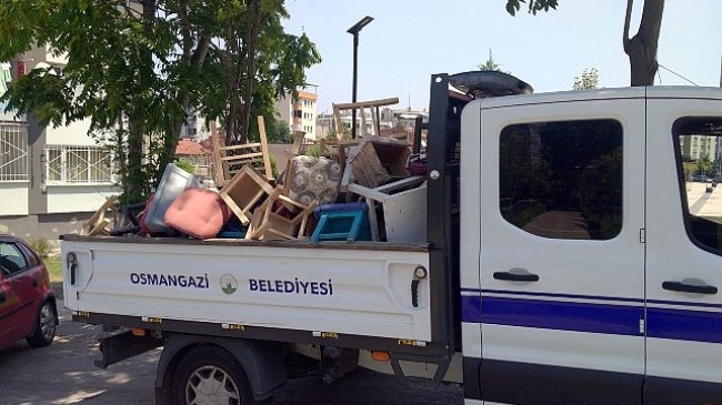 Zabıtadan kaldırım işgaline müdahale