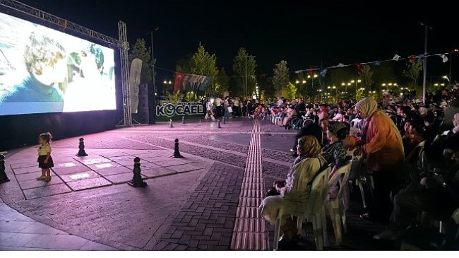 Büyükşehir’den kitapseverlere film molası