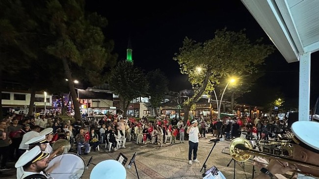 Karamürsel’de 30 Ağustos’a özel konser