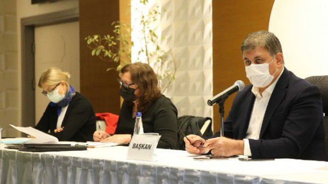 İzmir Karşıyaka Belediye Meclisi’nden iki önemli karar