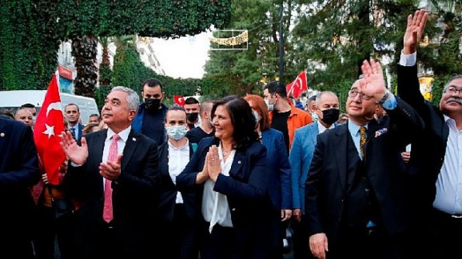 Aydın Büyükşehir Belediyesi’nden muhteşem Cumhuriyet yürüyüşü