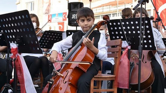 Çocuk Senfoni Orkestrası Foça’da