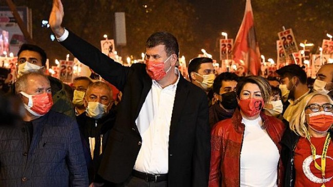 Kadıköy Cumhuriyet için yürüdü