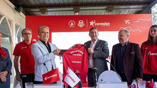 Muratpaşa Belediyesi Kadın Voleybol Takımı, Corendon Airlines ile birlikte başarılara uçacak