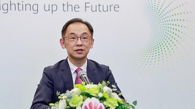 Huawei İcra Direktörü Ryan Ding: Daha güçlü bir dijital ekonomi için birlikte çalışmalıyız