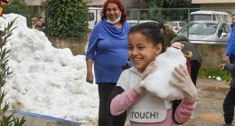 Yenişehir Belediyesi çocuklara kar sevinci yaşattı