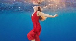Novartis’ten Dünya Astım Günü’nde milli dalış rekortmeni Şahika Ercümen’le farkındalık filmi
