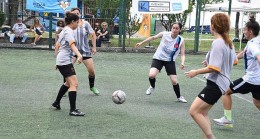Kadıköy’de Kadınlar Futbolu Heyecanı