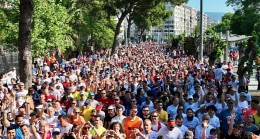 Atletizm dünyasının gözü Maraton İzmir'deydi İzmir bir kez daha dünya vitrinine çıktı