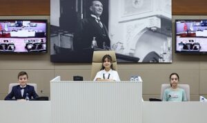 bakirkoy-belediyesi-cocuk-meclisi-kuruldu.jpg