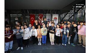 efes-selcukta-ataya-saygi-satranc-turnuvasi-sona-erdi.jpg