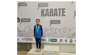 kartepe-belediyespor-karate-takimindan-gurur-veren-basari.jpg