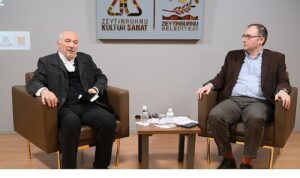 kultur-uzerine-soylesi-dizisinin-ilk-konugu-doc-dr-serhan-ada-oldu.jpg
