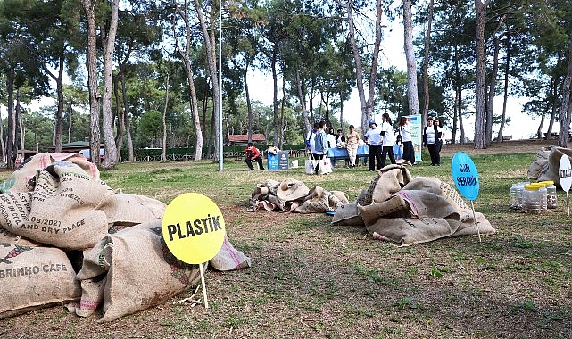 orman-ekosisteminde-atiklarin-tehlikesi-uygulamali-gosterildi.jpg