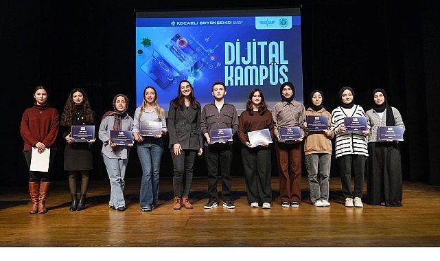 dijital-kampuste-yetisen-235-genc-sertifikalarini-aldi.jpg
