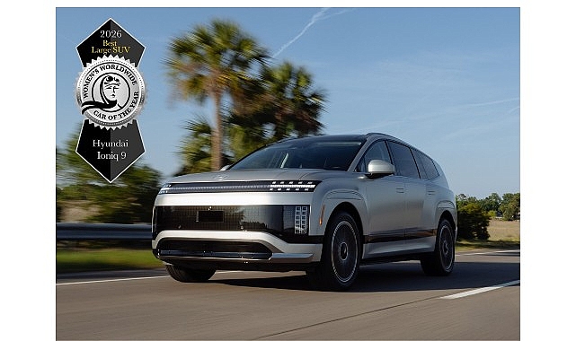 hyundai-ioniq-9-kadinlarin-dunyasinda-yilin-suvu-secildi.jpg