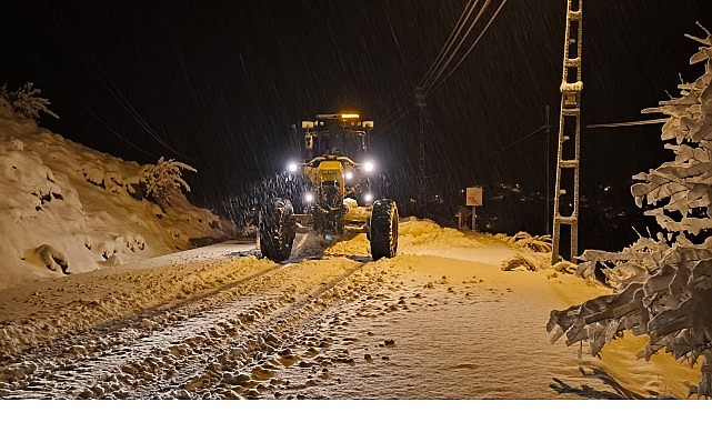 konya-buyuksehir-kar-bereketinin-gunluk-yasami-etkilememesi-icin-31-ilcede-1-885-personel-790-aracla-mesaide.jpg