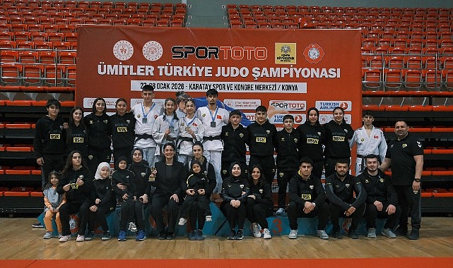 konya-buyuksehir-umitler-judo-takimi-turkiye-ikincisi-oldu.jpg