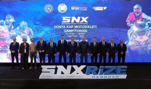 snx-turkiye-dunya-kar-motosikleti-sampiyonasi-rize-handuzunde.jpg