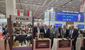 ayvalik-belediyesi-emitt-fuarinda.jpg