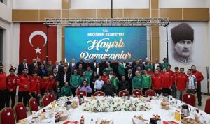 baskan-ozarslan-ozel-gereksinimli-bireyler-ve-sporcularla-iftarda-bulustu.jpg