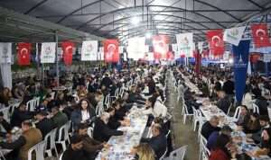 bayindirda-iftar-bereketi-gonul-sofrasinda-birlik-ve-beraberlik-mesaji.jpg
