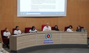 gaziemir-belediye-meclisinden-dmd-hastasi-giraya-yardim-cagrisi.jpg