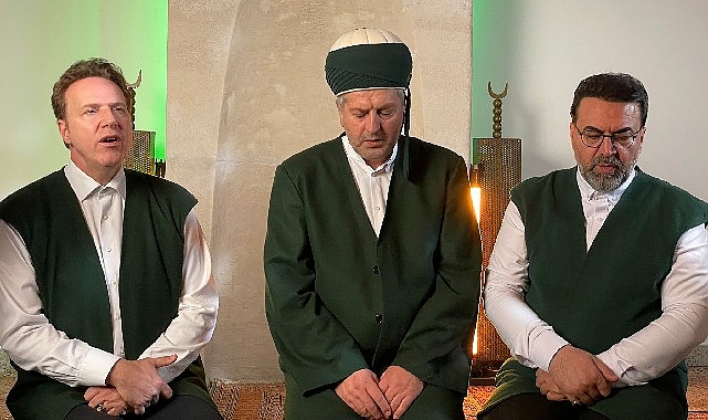 muzikle-kufi-hatti-nadi-aliyyen-duasinda-bulustu.jpg