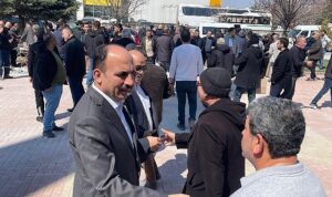 baskan-altay-3-organize-sanayi-camiinde-vatandaslarla-bir-araya-geldi.jpg