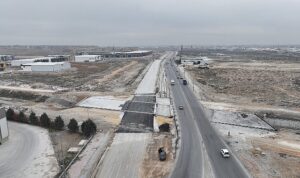 baskan-altay-stadyum-sehir-hastanesi-tramvay-hatti-guzergahindaki-kecili-koprusunu-arac-trafigine-actik.jpg