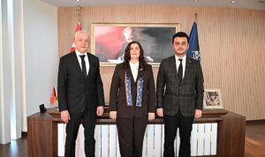 baskan-cerciogluna-tcdd-izmirden-ziyaret.jpg