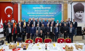 baskan-ozarslan-bati-karadenizlilerle-iftar-sofrasinda-bulustu.jpg