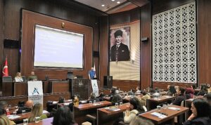 belediye-personeline-saglikli-yasam-semineri.jpg