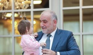 canik-belediyesi-ailelere-ozel-desteklerine-devam-ediyor-6-bin-tl-ve-bebek-destek-paketi.jpg