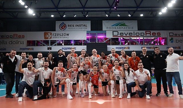 eczacibasi-dynavit-adini-dortlu-finale-yazdirdi.jpg
