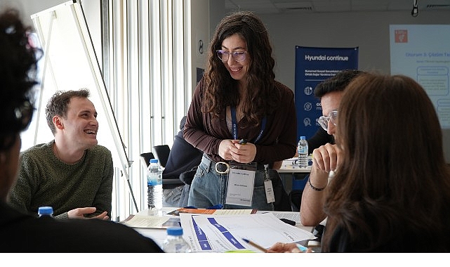 hyundai-motor-turkiye-ve-habitat-derneginden-genclere-esitlik-odakli-design-jam-etkinligi.jpg