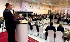 isvecte-yasayan-konyalilarla-bulusan-baskan-altay-gonul-cografyamizin-neresinde-bir-hemsehrimiz-varsa-konyamizin-ve-ulkemizin-duasi-muhabbeti-oradadir.jpg