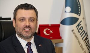kadir-cetinden-bayram-mesaji-ve-kent-bayramlasmasina-davet.jpg