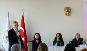karsiyakada-kadin-ve-kent-vizyonu-masaya-yatirildi.jpg