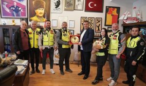 rieder-kulubunden-baskan-ismail-yetiskine-tesekkur-ziyareti.jpg
