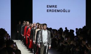 unlu-modaci-emre-erdemoglu-moskovada-sov-yapti.jpg