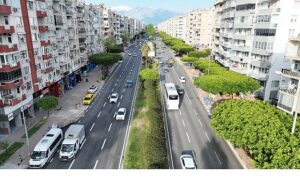 100-yil-bulvarinda-5-etap-asfalt-calismasi-tamamlandi.jpg