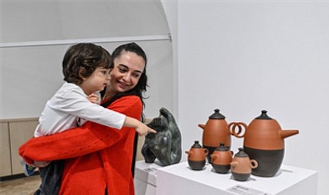2-uluslararasi-isik-seramik-yarismasi-sergisi-acildi.jpg